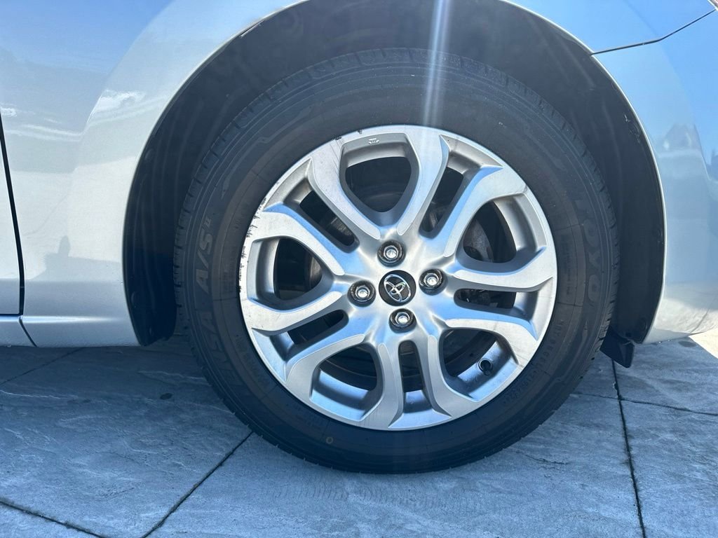 Used 2017 Gray Toyota Base image 6