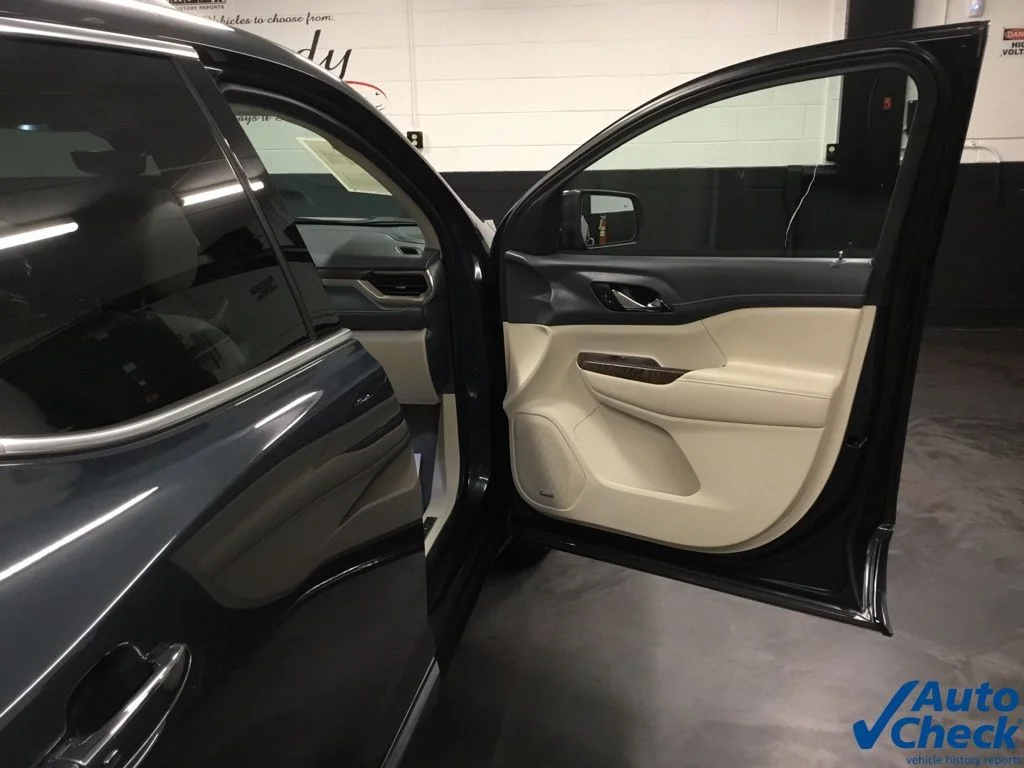 2020 GMC Acadia Denali - Photo 41