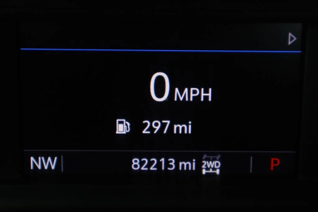 Used 2022 White Chevrolet LT image 15