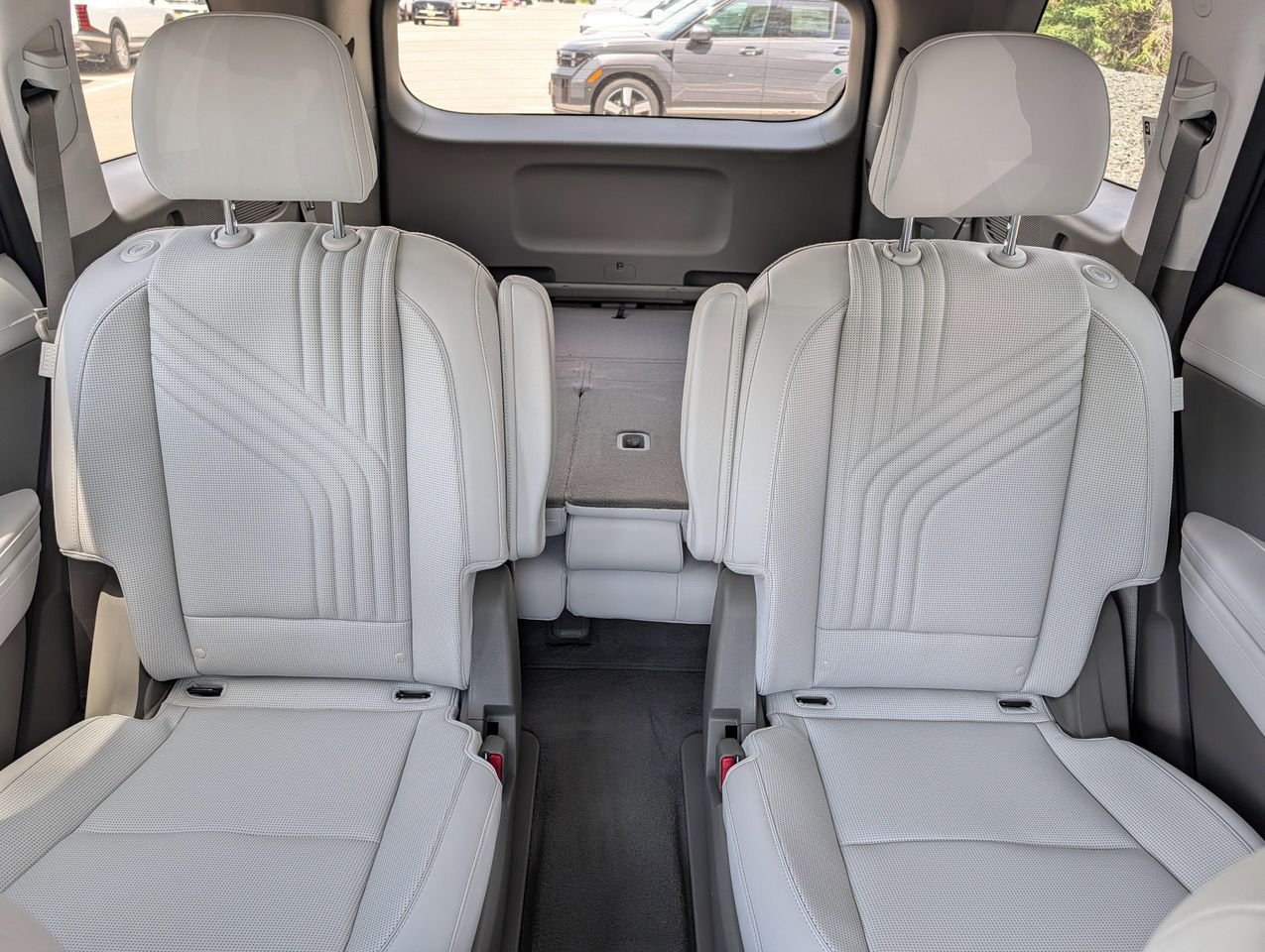New 2026 Ecotronic Gray Pearl Hyundai SEL Premium 7P image 7