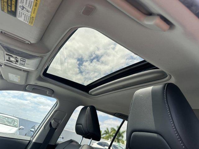Certified Used 2023 MAGNETIC GRAY MET. Toyota  image 18