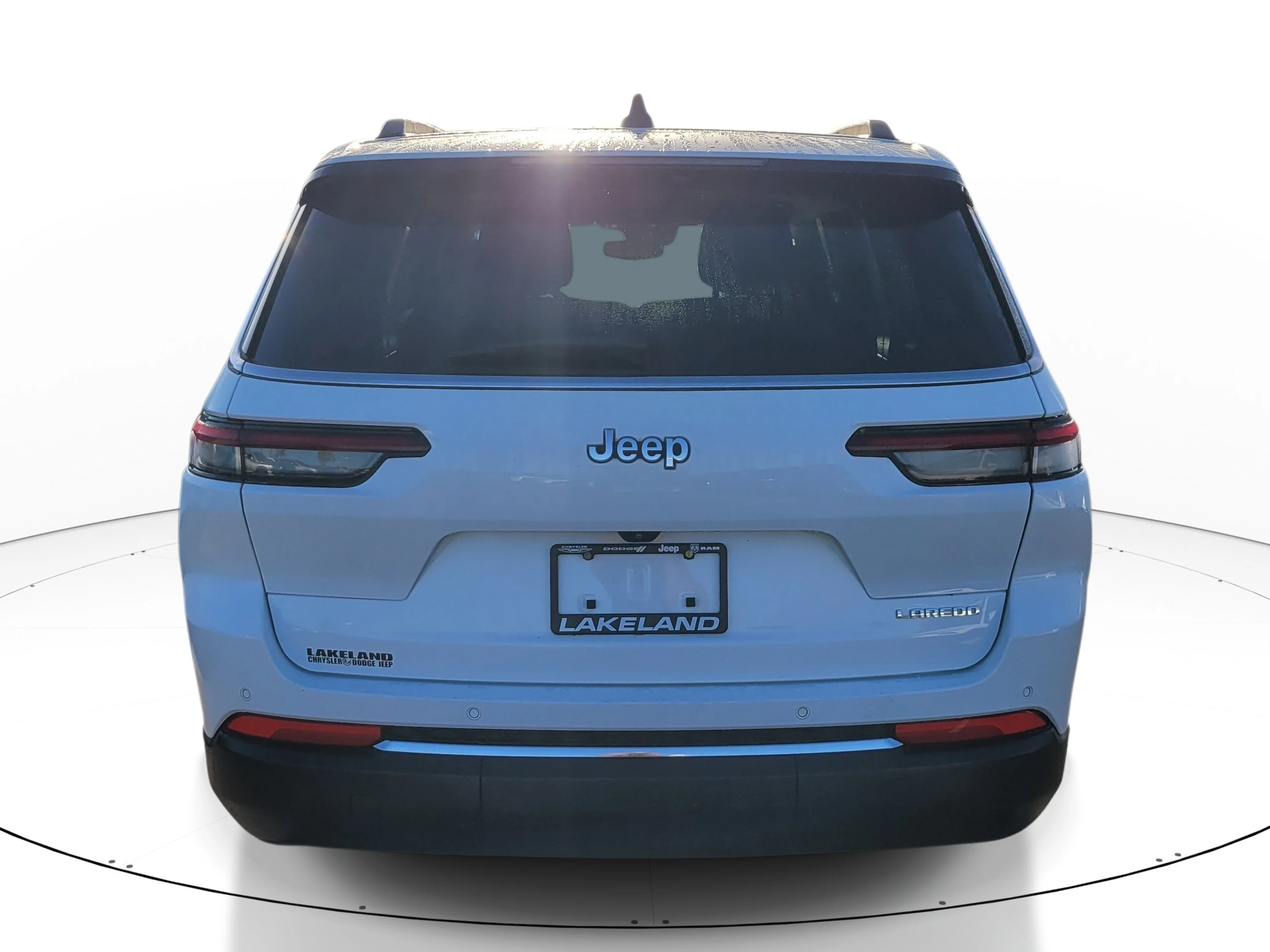 Used 2023 Bright White Clearcoat Jeep Laredo image 5