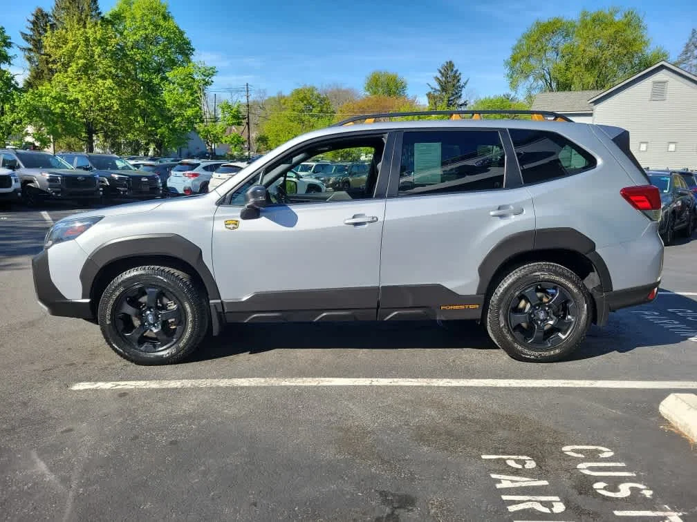 Used 2023 Ice Silver Metallic Subaru Wilderness image 6