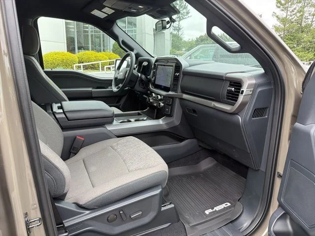 Used 2026 Gray Ford XLT image 11