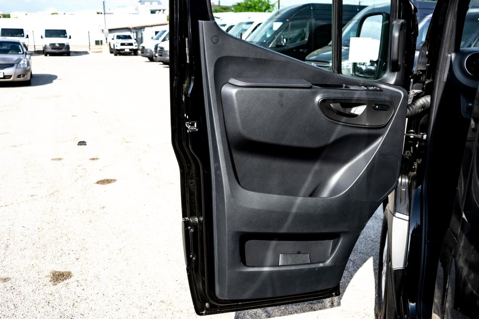 2025 Mercedes-Benz Sprinter Passenger Van Base - Photo 13