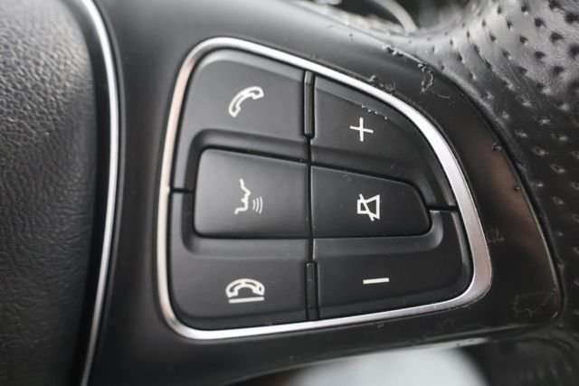 Used 2015 Gray Mercedes-Benz C 300 image 12