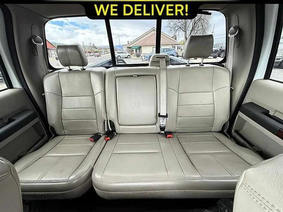 Used 2009 White Ford Lariat image 16