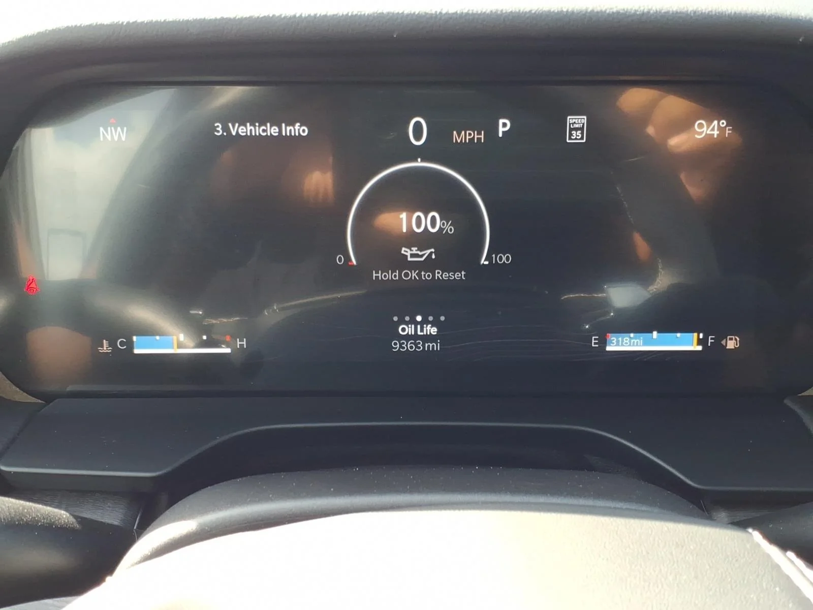 Used 2024 WHITE JEEP OVRLND image 25