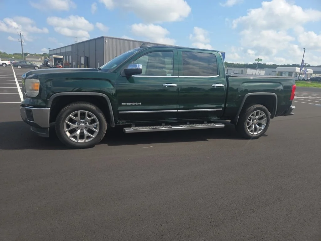 Used 2015 Green GMC SLT image 6