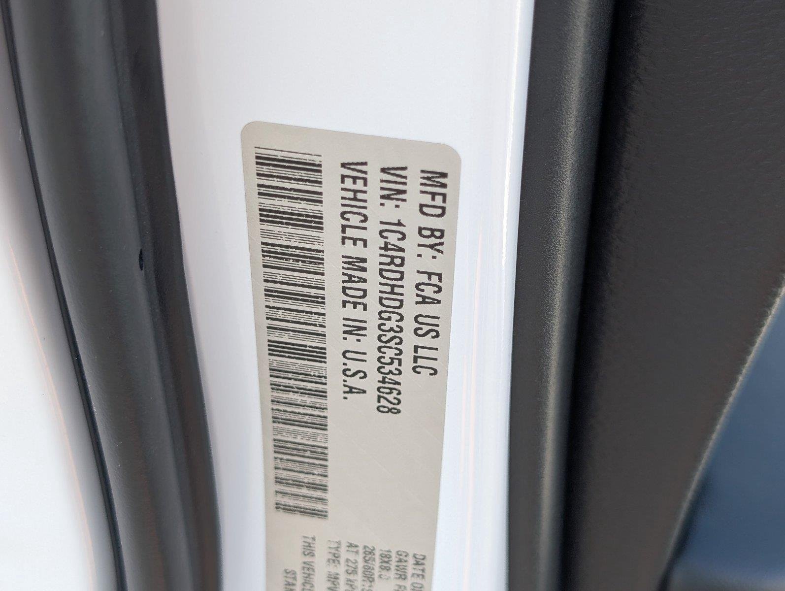 Used 2025 White Knuckle Clearcoat Dodge GT image 15