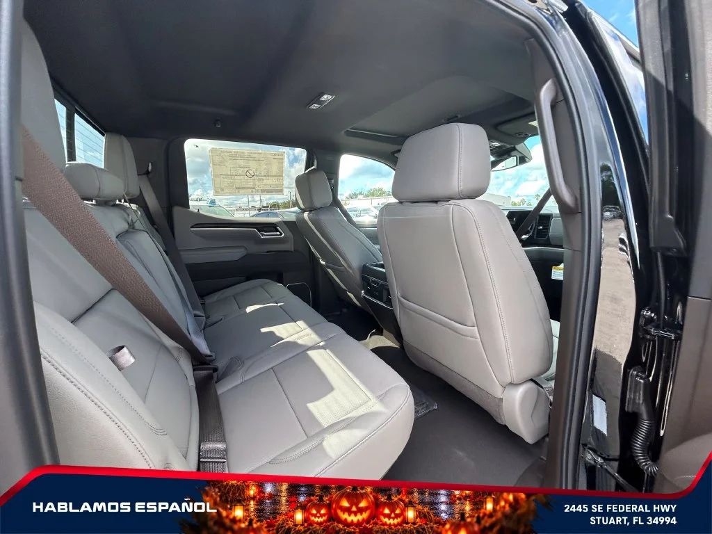New 2026 Onyx Black GMC SLT image 18