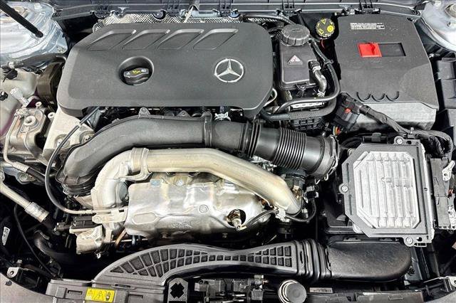 New 2026 Cirrus Silver Metallic Mercedes-Benz GLB 250 image 58