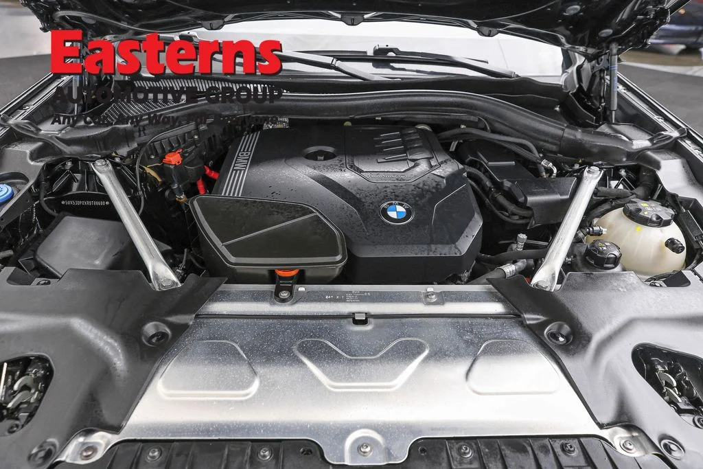 Used 2024 Black BMW xDrive30i image 7
