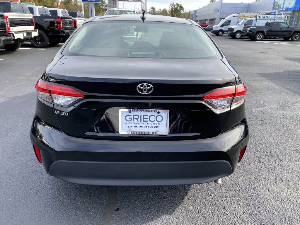Used 2025 Midnight Black Metallic Toyota LE image 4