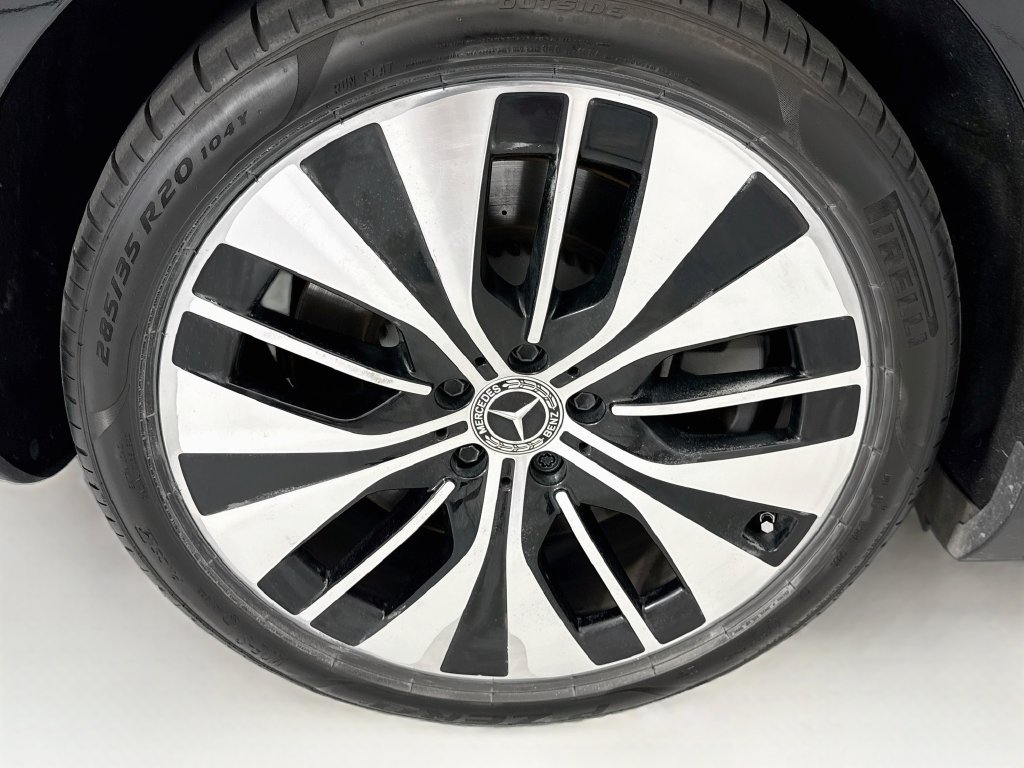 Certified Used 2023 Black Mercedes-Benz 500 Sedan image 31