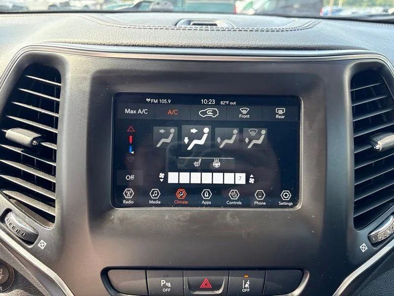 Used 2021 Orange Jeep Latitude Lux image 29