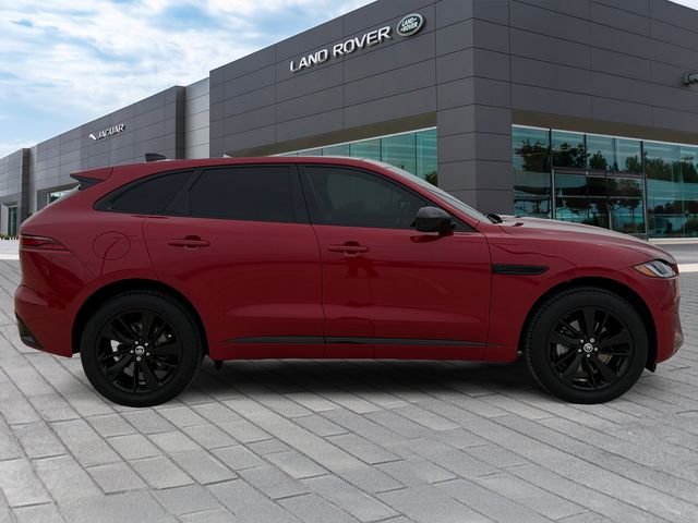Certified Used 2024  Jaguar P250 R-Dynamic S image 6