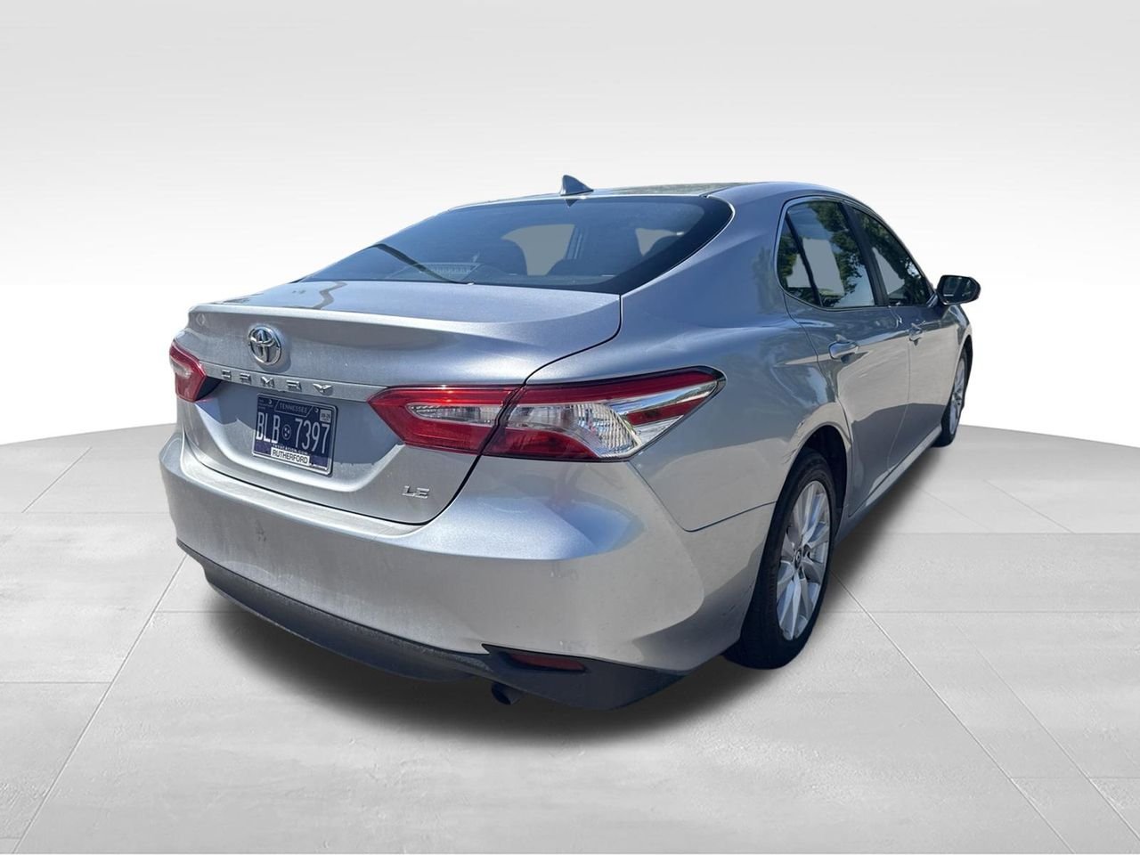 Used 2019 Silver Toyota LE image 4