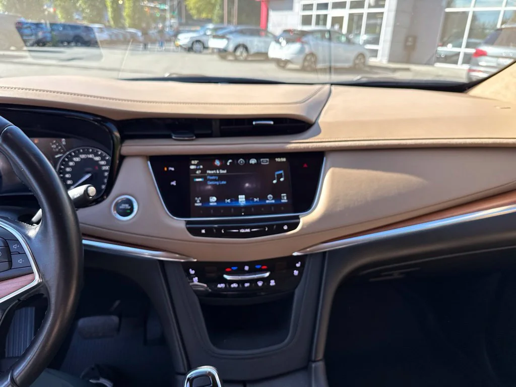 Used 2019 Black Cadillac Platinum AWD image 22