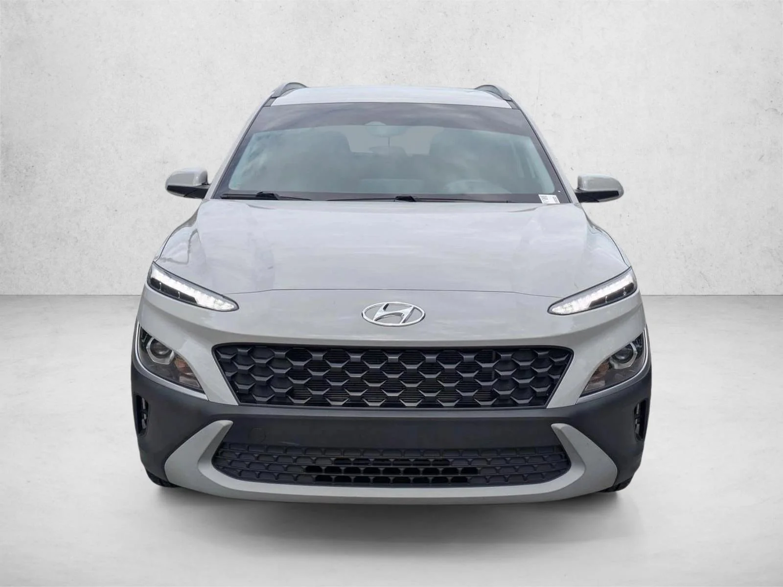 Used 2022 Cyber Silver Hyundai SEL image 2