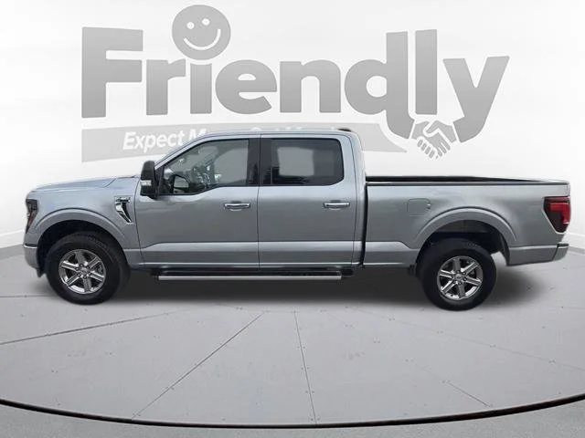 Used 2024  Ford XLT image 3