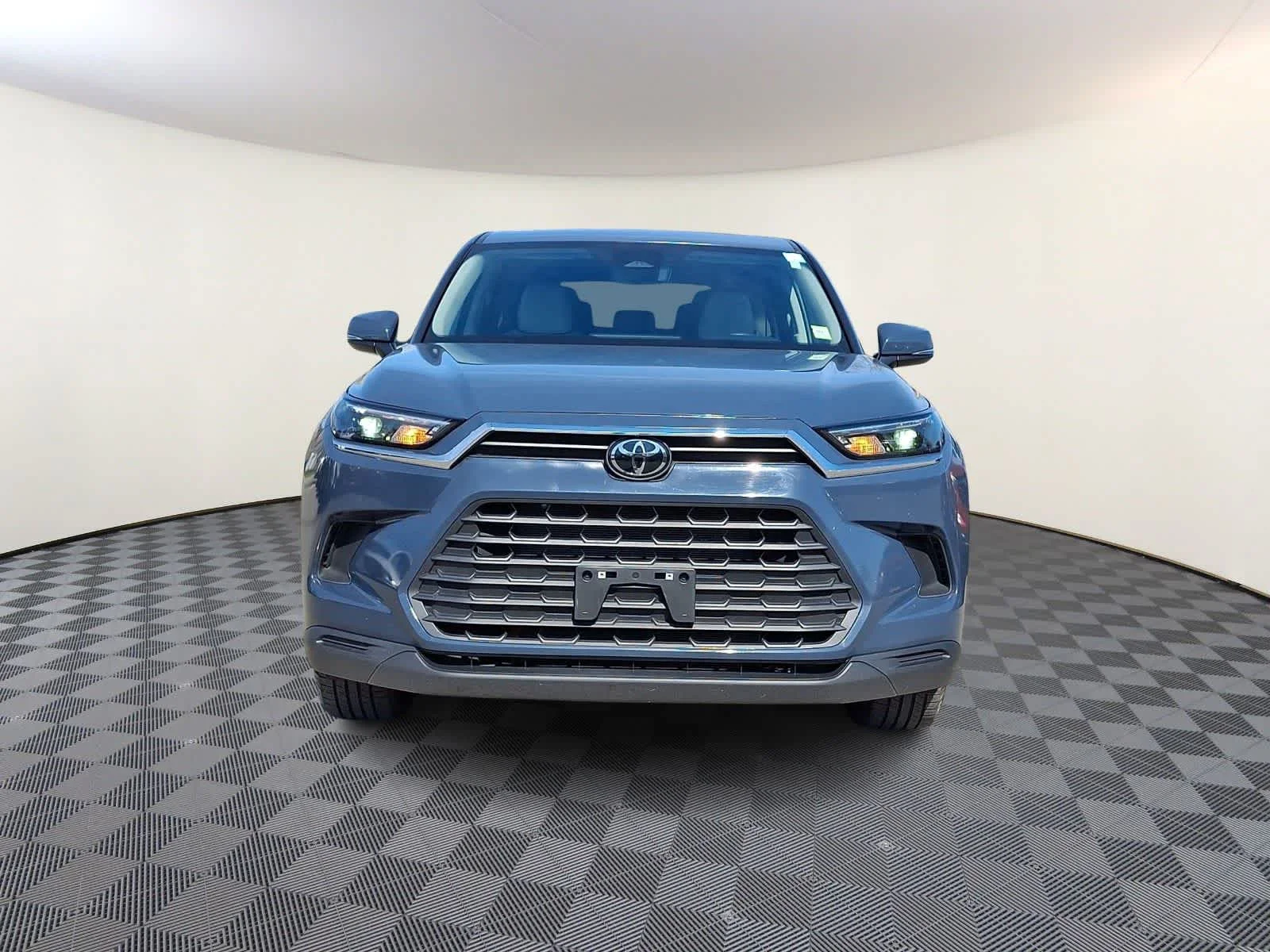 Used 2025 Storm Cloud Toyota LE image 3
