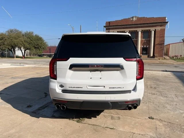 Used 2022 Summit White GMC Denali image 5