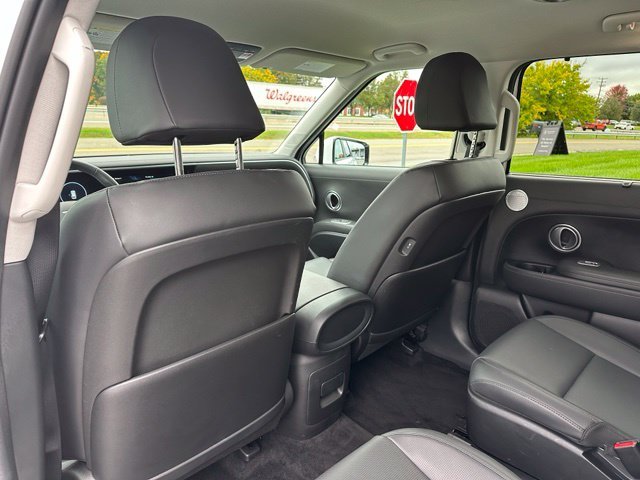Used 2026 White Hyundai SEL image 18