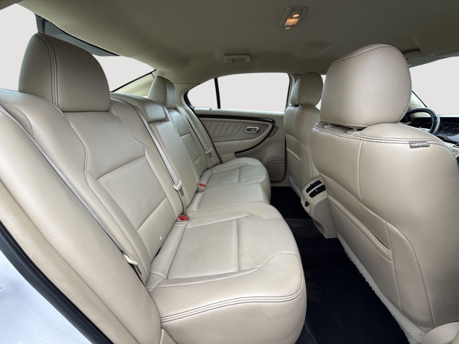 Used 2016 White Platinum Metallic Tri-Coat Ford Limited image 3