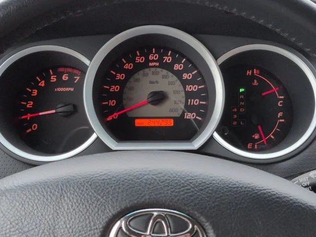 Used 2007 Impulse Red Pearl Toyota PreRunner image 24