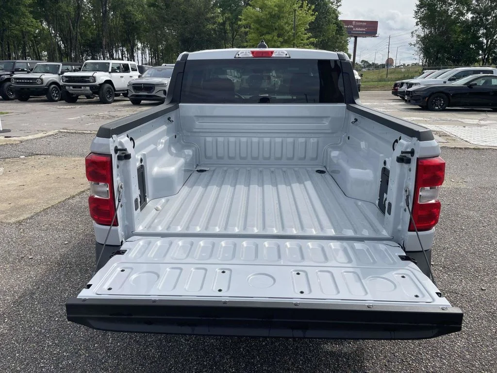 New 2026 White Ford XLT image 10