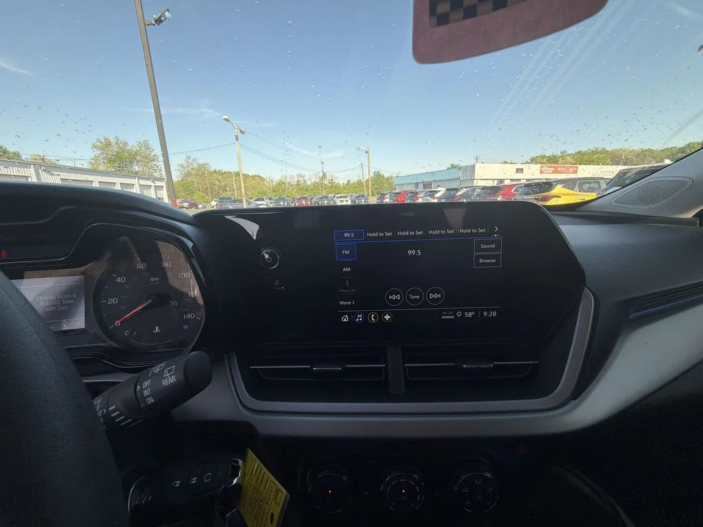 Used 2025 White Chevrolet LS image 16