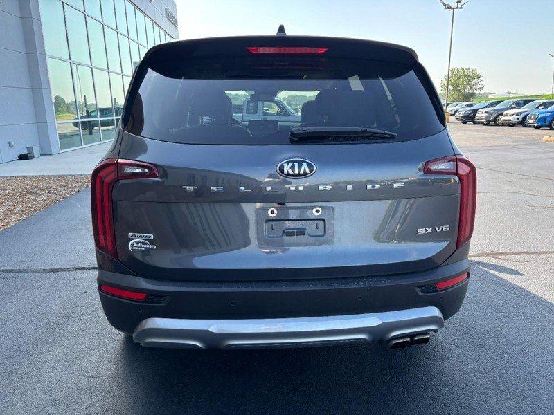 Used 2021 Gravity Grey Kia SX AWD image 2