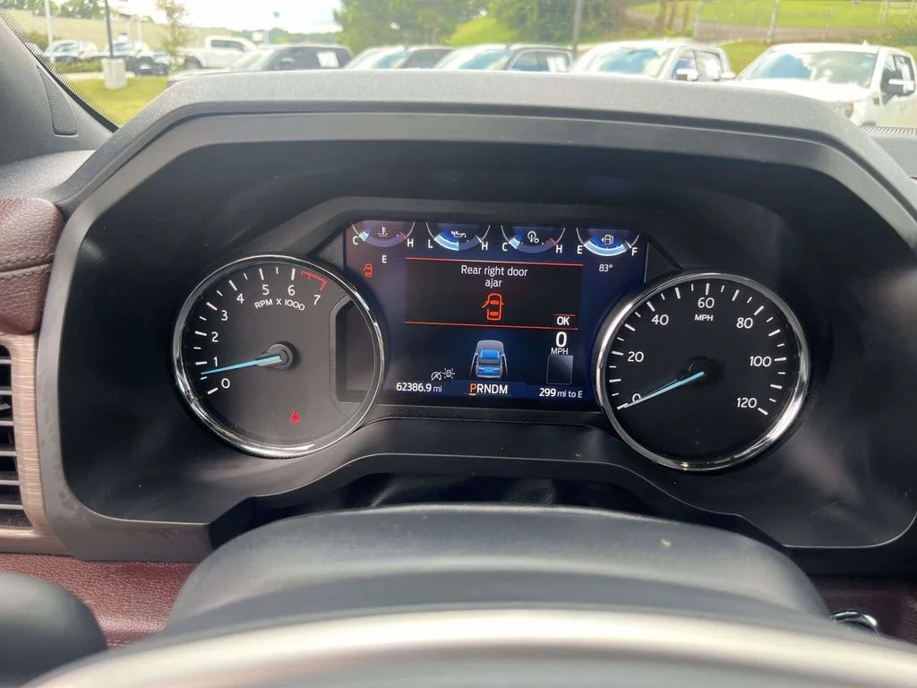 Used 2024 Gray Ford Limited image 22