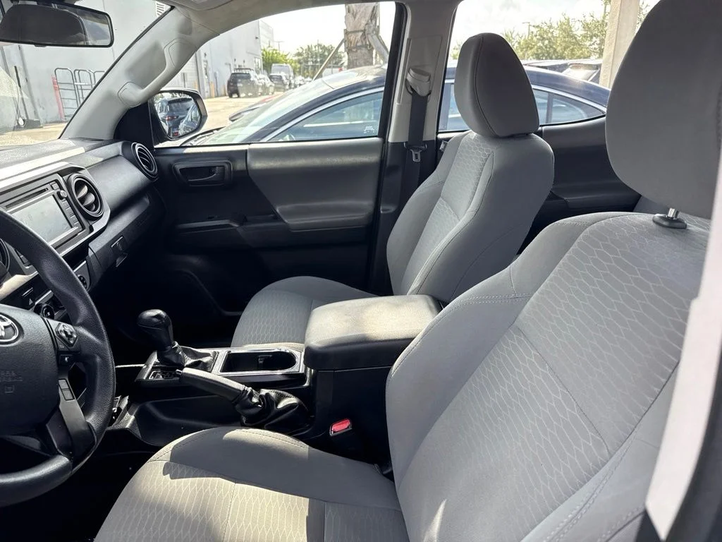 Used 2018 Gray Toyota SR image 3