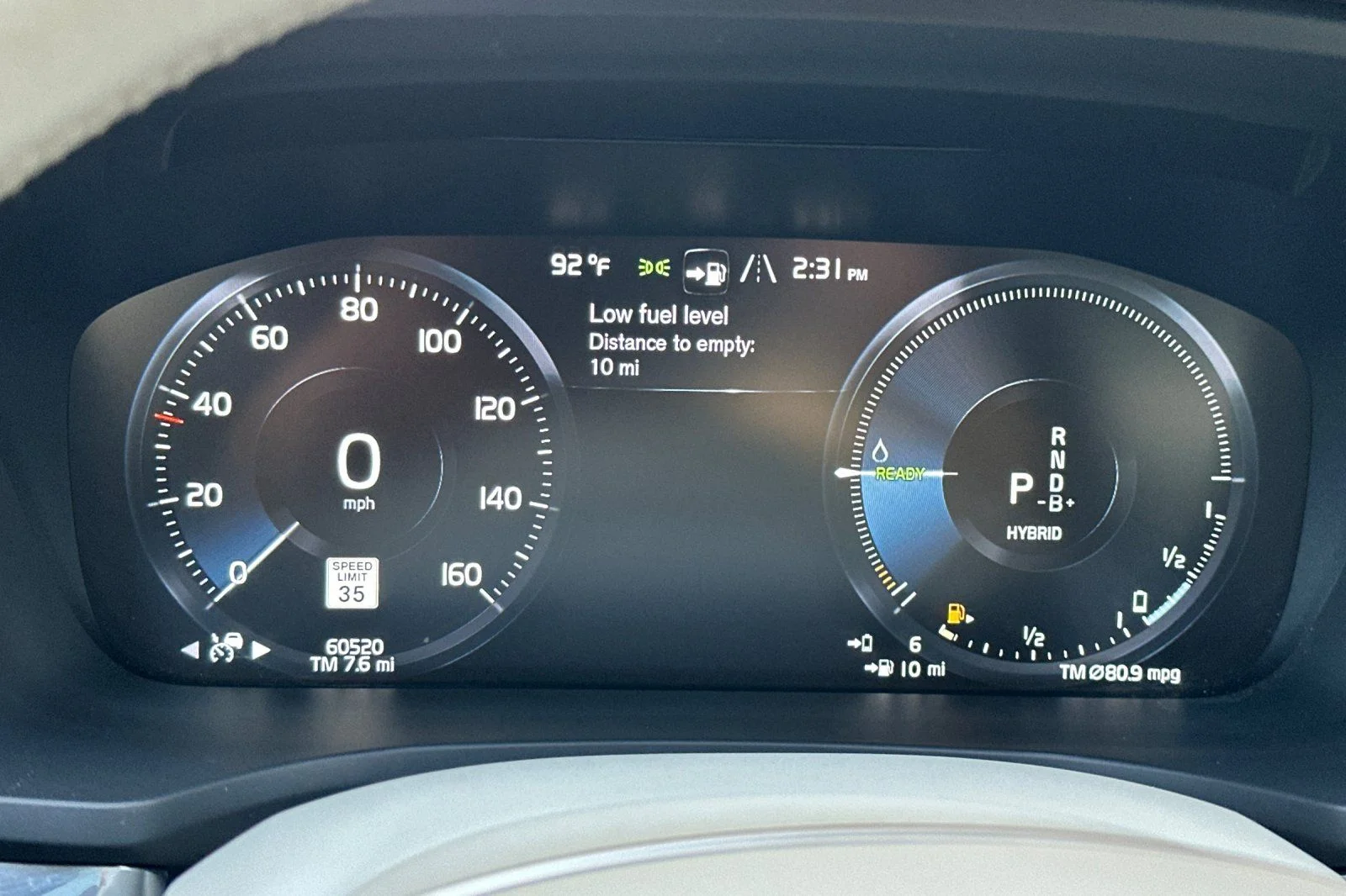 Used 2021 White Volvo T8 Inscription image 28