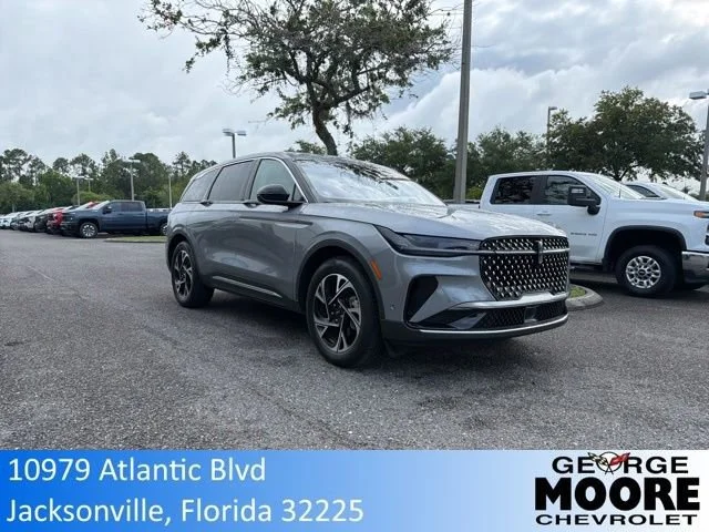 2024 Lincoln Nautilus Premiere AWD's photo