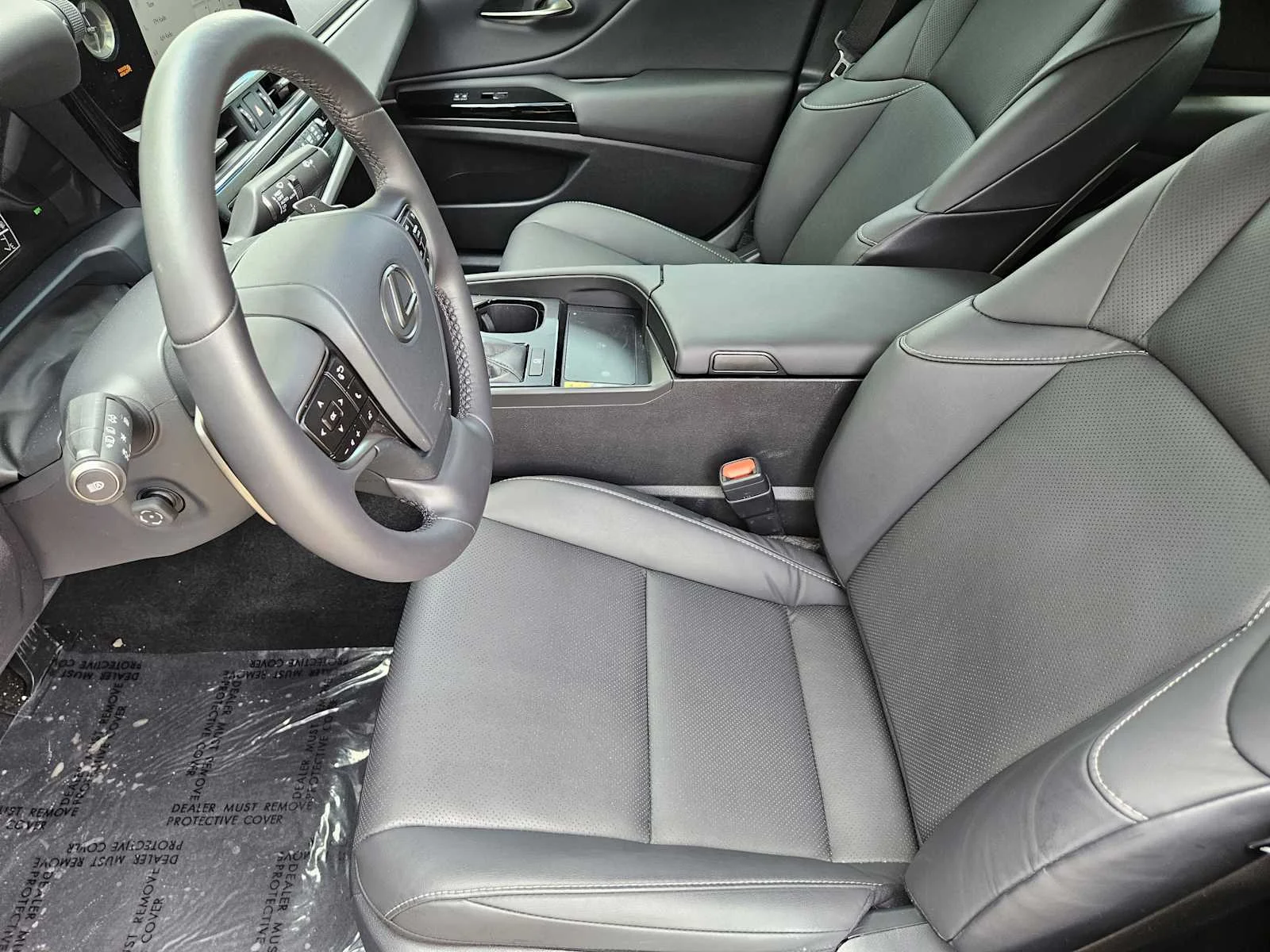 2025 Lexus ES 350 - Photo 8