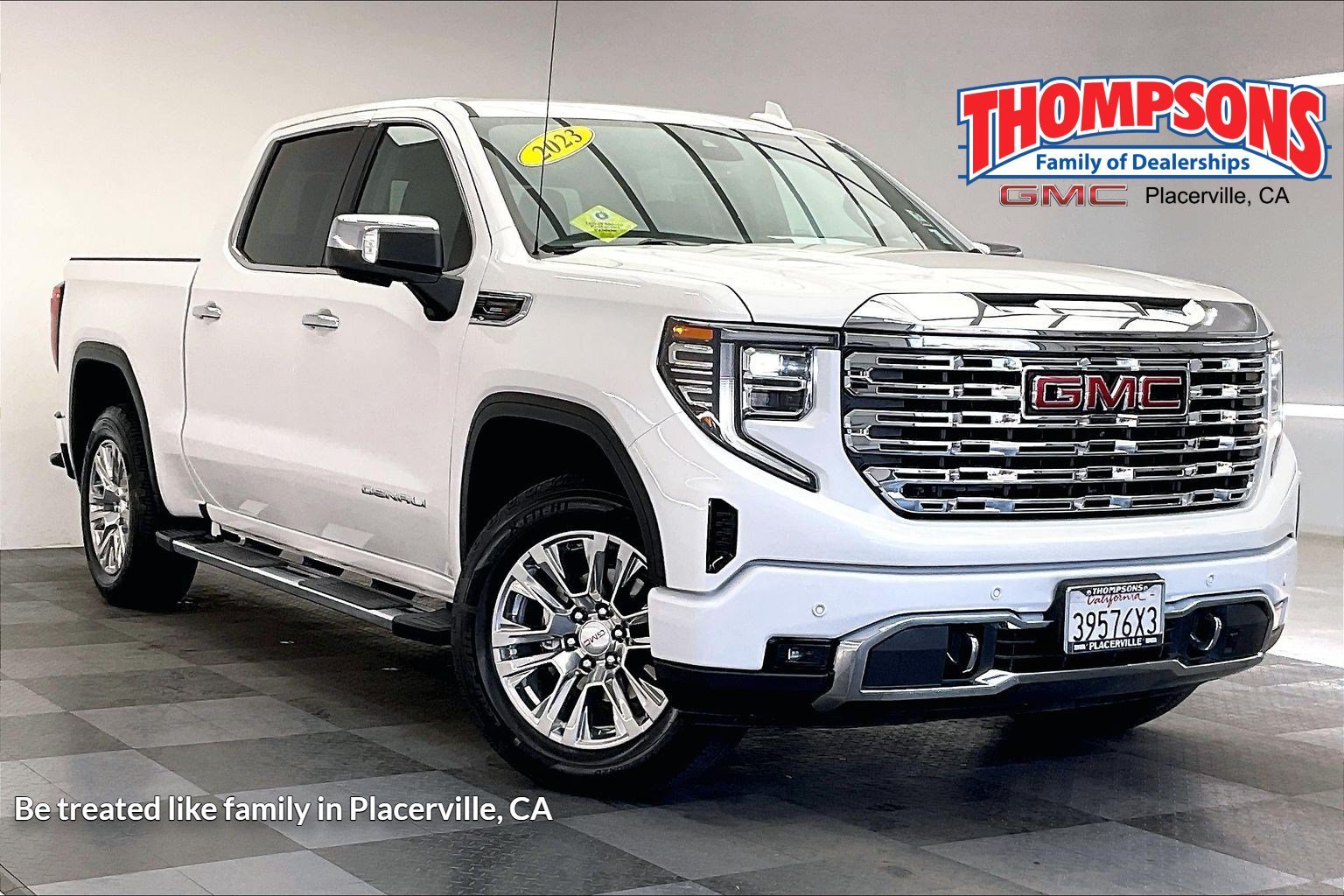 2023 GMC Sierra 4WD Crew Cab Short Box Denali's photo
