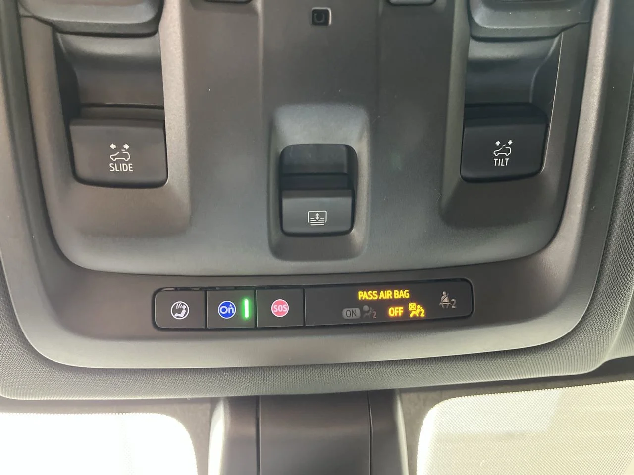 Used 2022 Summit White Chevrolet RST image 30