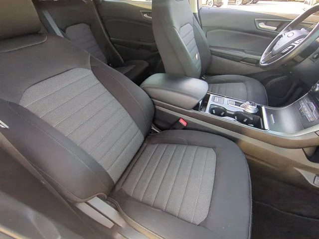 Used 2020 White Ford SE image 34