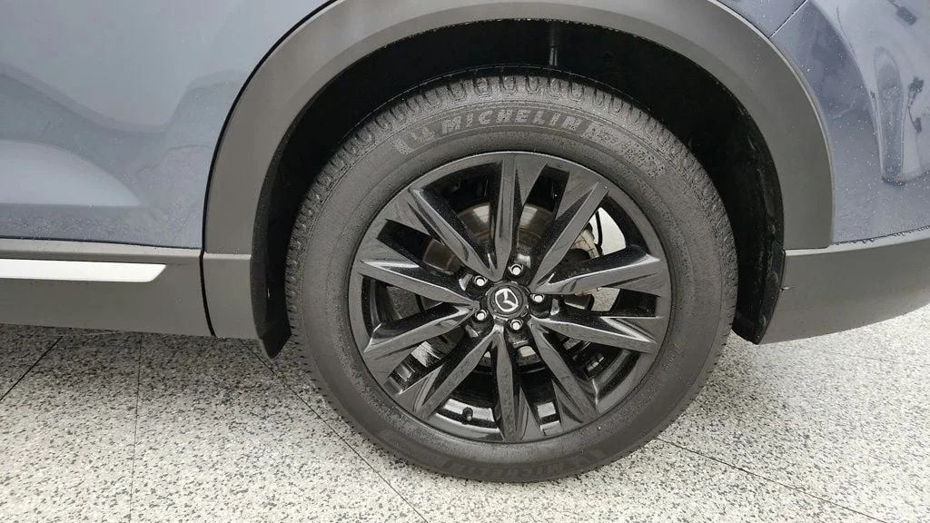 Used 2023 Polymetal Gray Metallic Mazda Carbon Edition AWD image 9