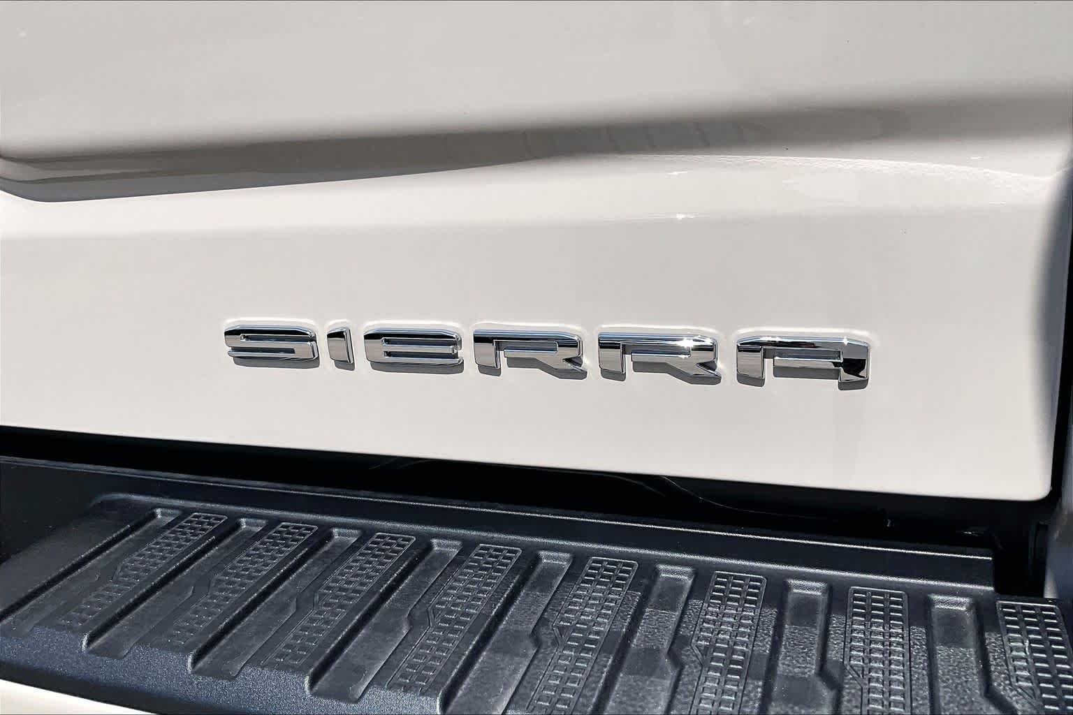 Used 2026 Coastal Dune GMC Denali image 10
