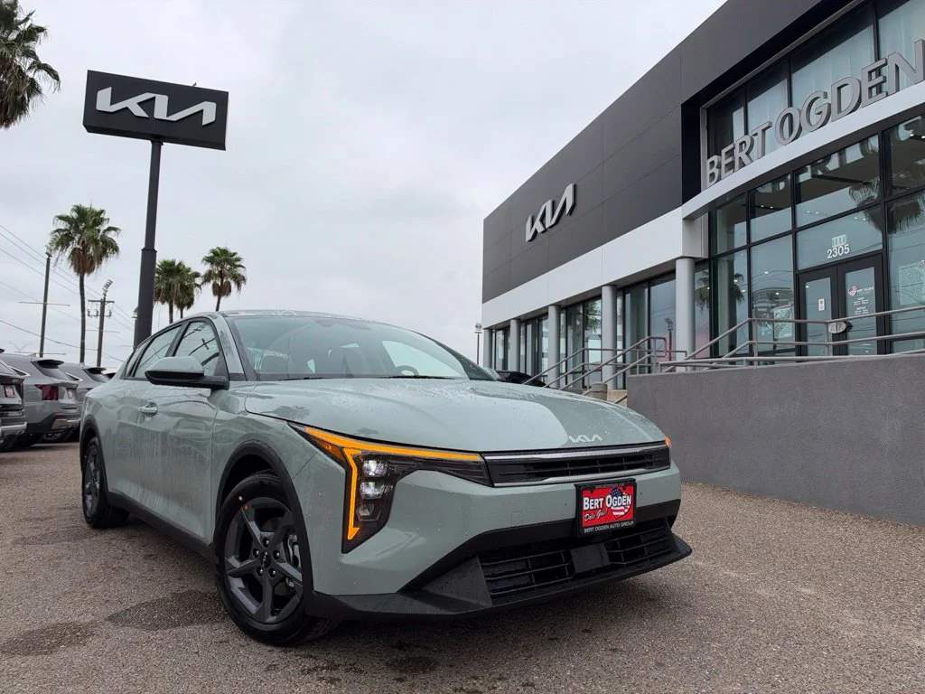 2027 Kia K4