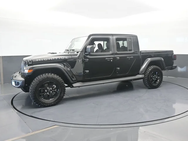 2025 Jeep Gladiator High Tide