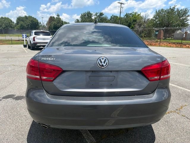 Used 2013 Gray Volkswagen 2.5 SE image 4