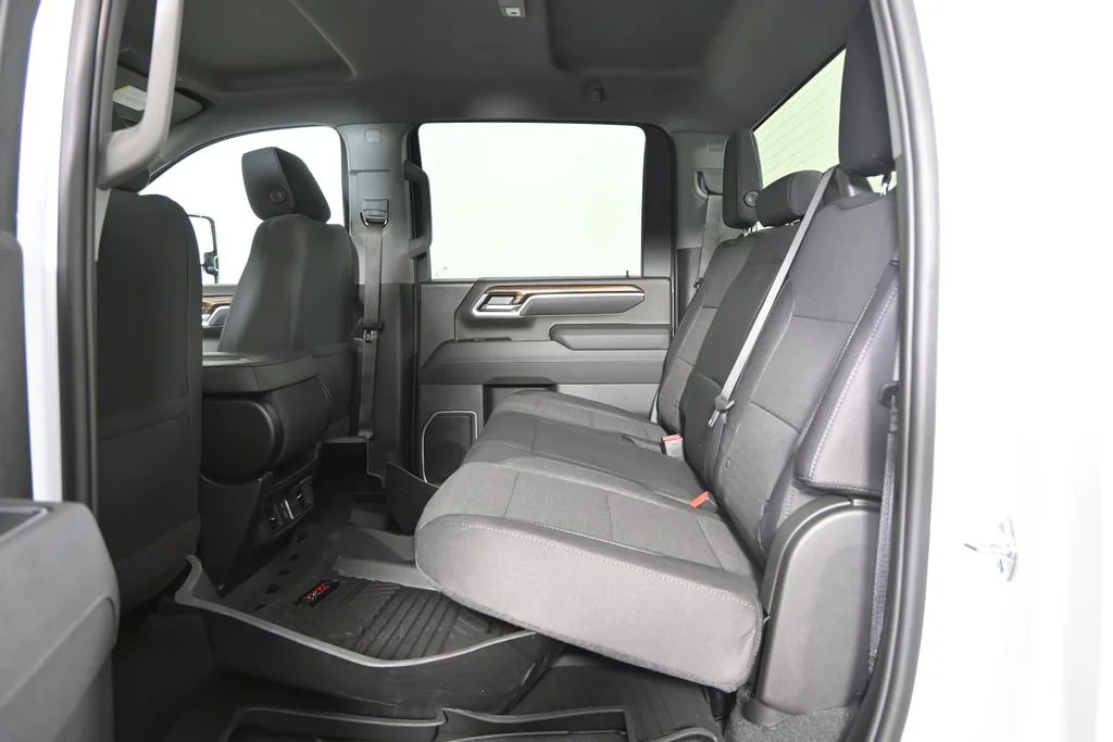2026 Chevrolet Silverado 3500 HD LT - Photo 17
