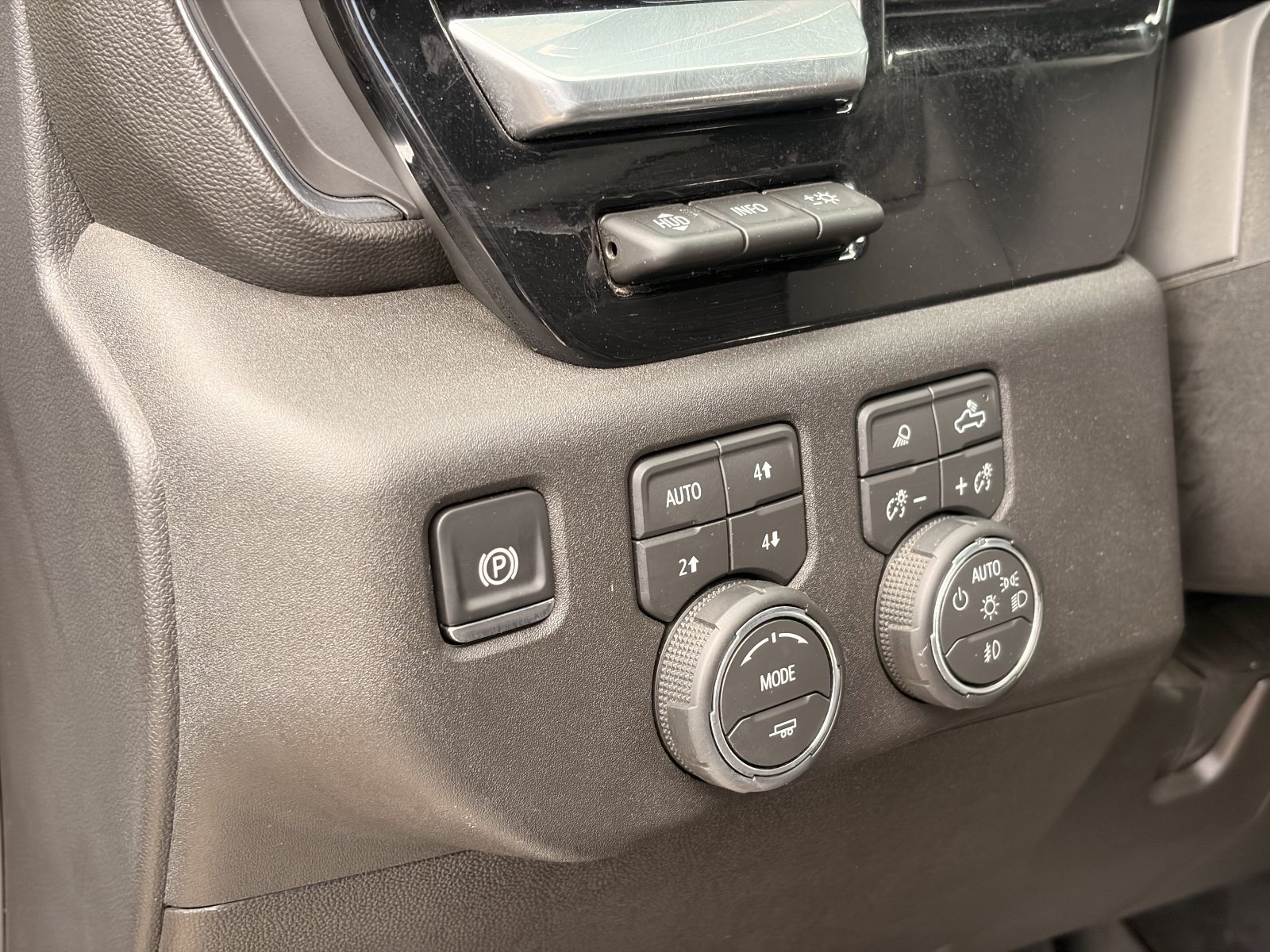 Used 2026 Sterling Gray Metallic Chevrolet High Country DRW image 15