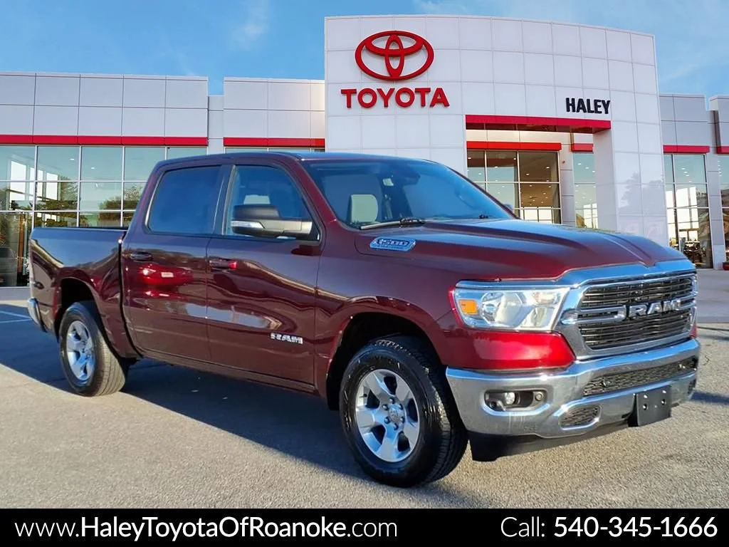 2021 RAM 1500 Big Horn/Lone Star 4x4 Crew Cab 5'7's photo
