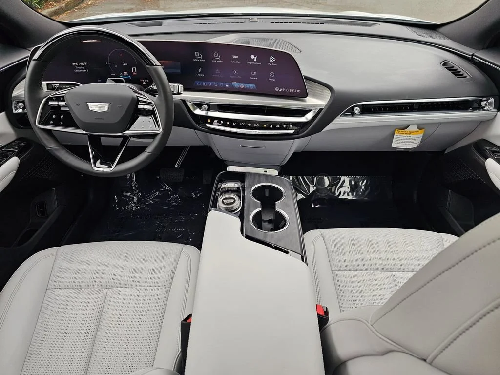 2026 Cadillac LYRIQ Sport - Photo 17
